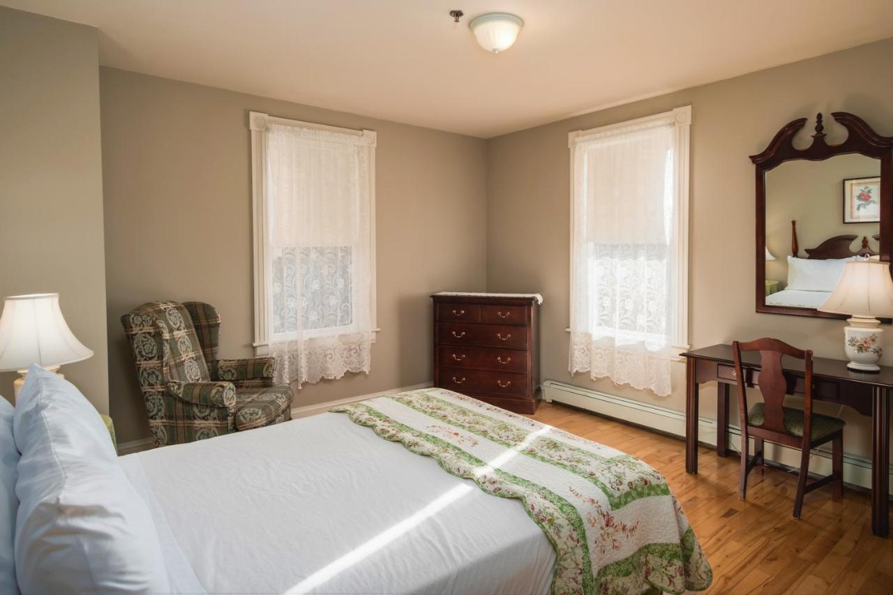 Hillcrest Hall Country Inn Port Hood Dış mekan fotoğraf